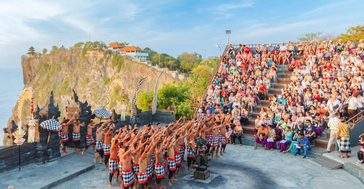 Bali: Uluwatu Kecak and Fire Dance Show Entry Ticket - Raincoat Provision