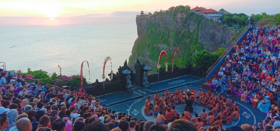 Bali: Uluwatu Sunset Kecak Fire Dance Private Tour - Amenities Included
