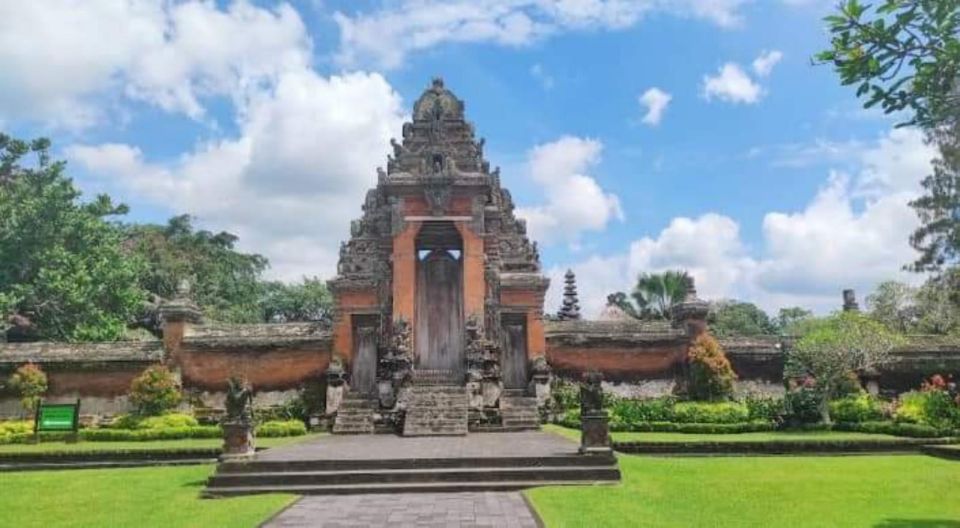 Bali: UNESCO Discovery Sites Taman Ayun & Tanah Lot Temple - Tour Pickup and Flexibility