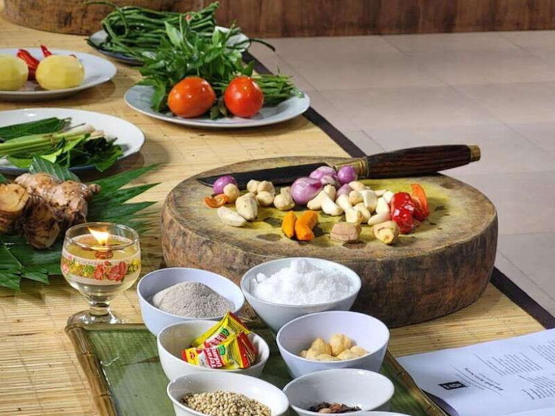 Balinese cooking class/Go shopping at the market, cook, eat - Key Points