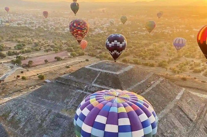 Balloon Flight, Cave Breakfast, Private Pick Up CDMX and Pyramids - Exploring Teotihuacan