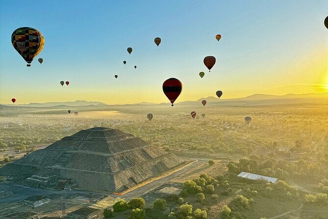 Balloon flight + Pick up CDMX + Breakfast and Pyramids. - Key Points