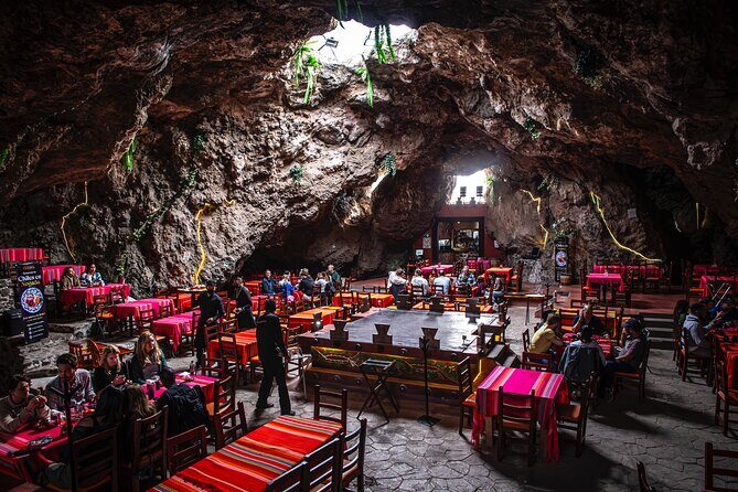 Balloon flight + pick up in CDMX + Breakfast in Cave + Teotihuacan - The Full Experience: What to Expect