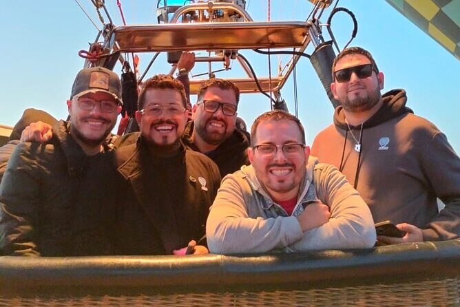 Balloon Flight with Breakfast and Transportation from CDMX - Visiting the Pyramids