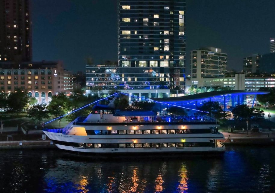 Baltimore: Christmas Eve Gourmet Brunch or Dinner Cruise - Impeccable Service and Ambiance