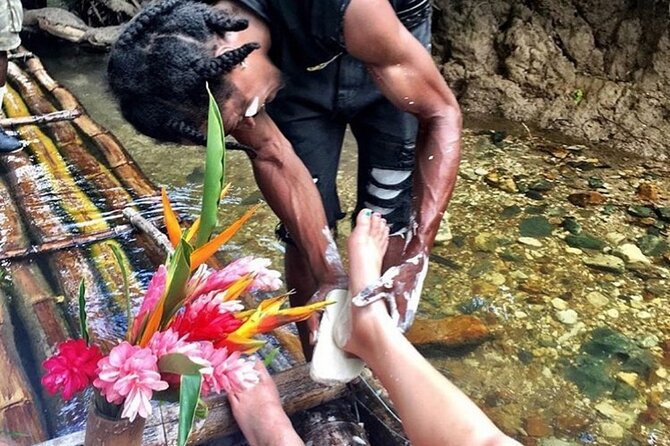 Bamboo Rafting and Limestone Foot Massage Private Tour - Participant Information