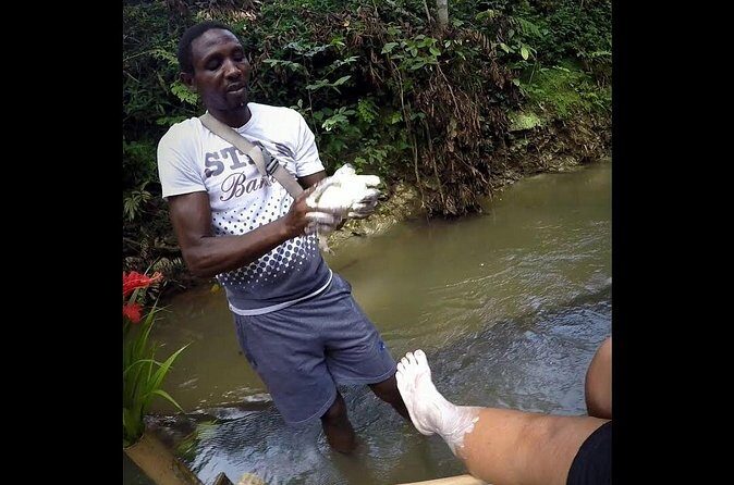 Bamboo River rafting with Limestone massage - The Sum Up