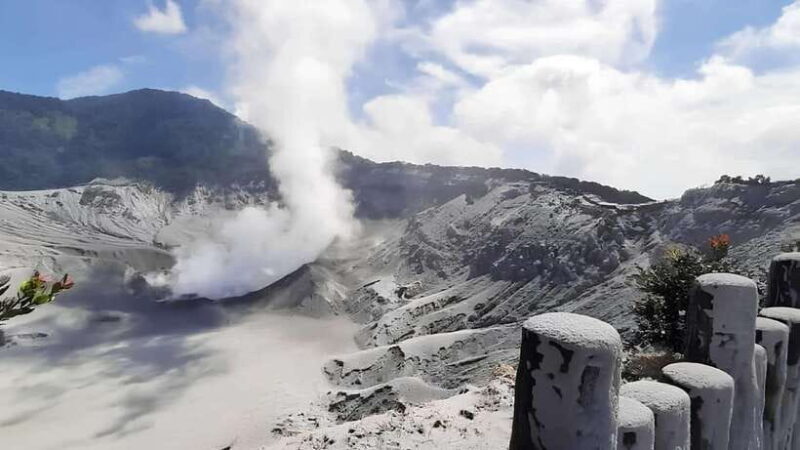 Bandung: Tangkuban Perahu Volcano Tours - In-Depth Review of the Tour Experience