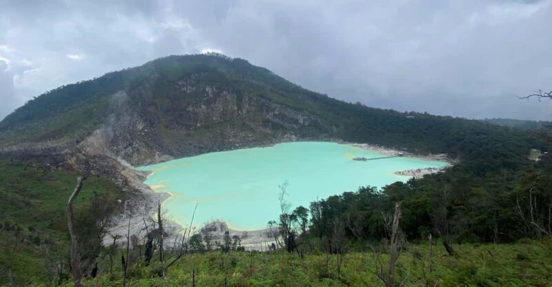 Bandung: Volcano, Hot Spring, Mud Bath & Tea Plantation - Itinerary Details