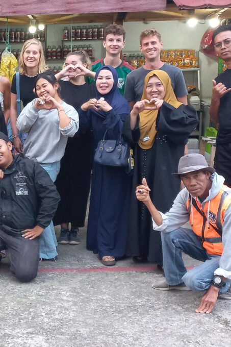 Bandung: Volcano, Hot Spring, Mud Bath & Tea Plantation - Frequently Asked Questions