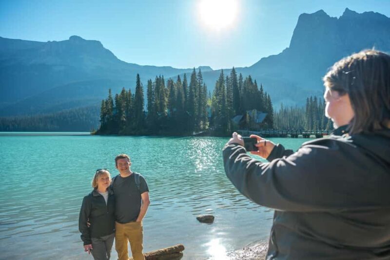 Banff: 3 National Parks, Takakkaw Falls, & Emerald Lake Tour - FAQ