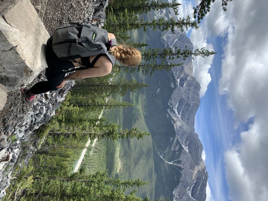 Banff: Bear Country Hiking Tour - Full Day Hike /5hrs - Itinerary Highlights
