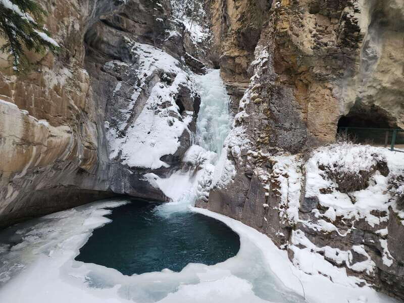 Banff/Canmore: Lake Louise & Johnston Canyon - Practical Details and Tips