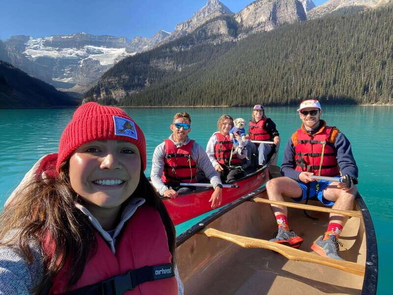Banff/Canmore: Moraine Lake & Lake Louise Combo Tour - The Ride and Group Size