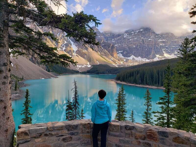Banff/Canmore- Moraine Lake & Louise-Morning or Sunset Tour - Exploring the Moraine Lake & Lake Louise Tour: A Practical Guide for Visitors