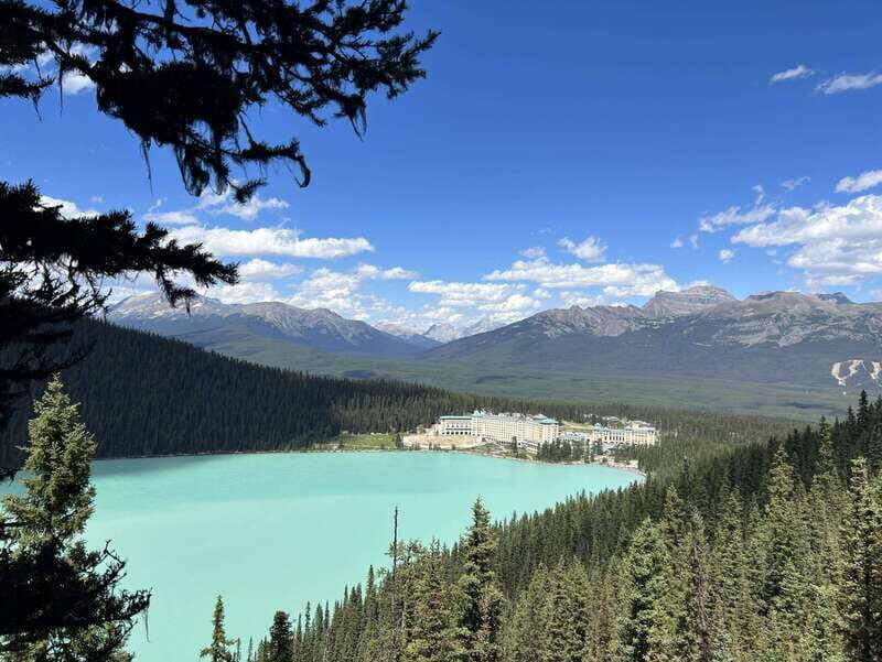 Banff : Day Tour : Lake Louise, Moraine Lake and Peyto Lake - A Closer Look at the Tour