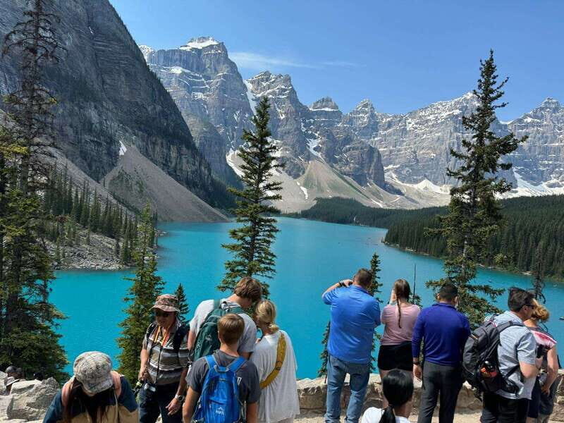 Banff: Lake Louise, Moraine, Emerald & Johnston Canyon Tour - What Could Be Better