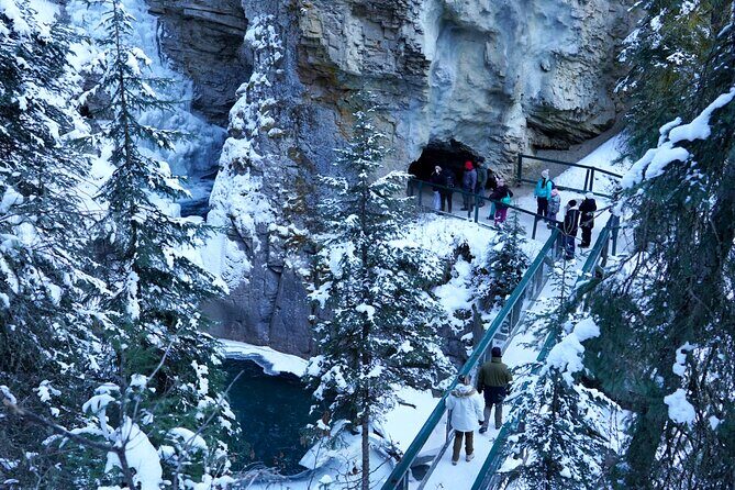 Banff Lakes and Canyon Adventure - FAQ