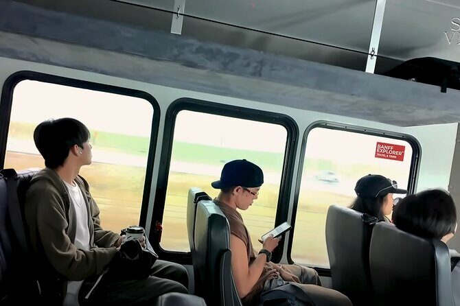 Banff: Moraine Lake and Lake Louise Shuttle | Limited time offer! - What the Reviews Say