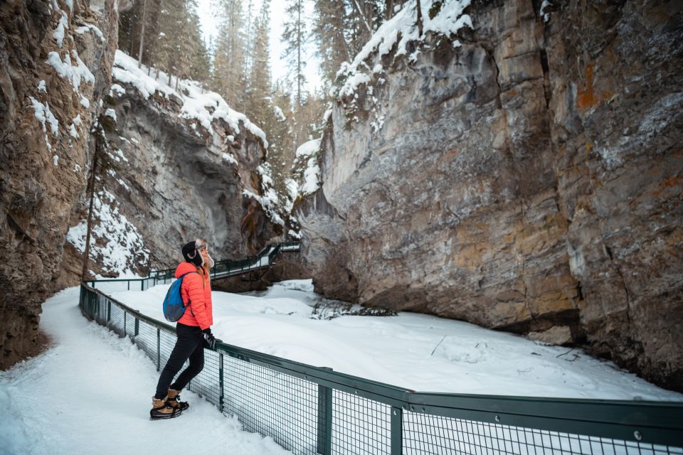 Banff: Morning or Afternoon Johnston Canyon Icewalk - Hike to Johnston Canyons Frozen Falls