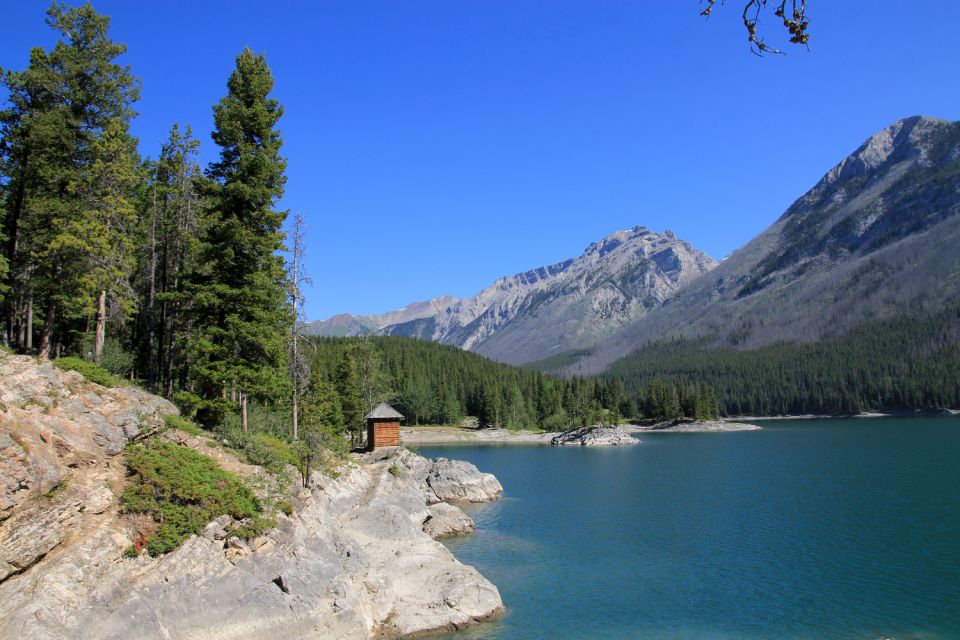 Banff National Park: Self-Guided Scenic Driving Tour - Chilling History of Banff Springs Hotel