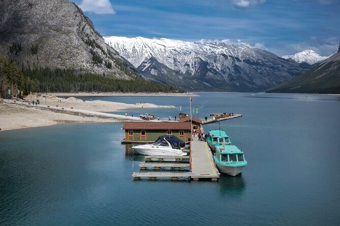Banff Sightseeing Tour - An In-Depth Look at the Banff Sightseeing Tour