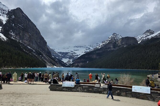 Banff Small-Group Tour in Lake Louise, Moraine and Hidden Gems - A Detailed Breakdown of the Tour