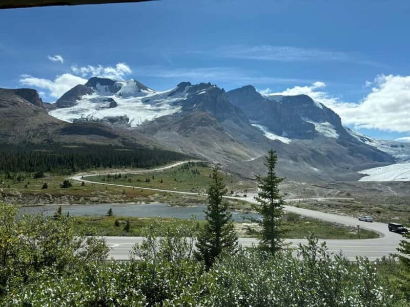 Banff:Crowfoot Glacier, 4 Lakes and Johnston Canyon tour - An In-depth Look at the Experience
