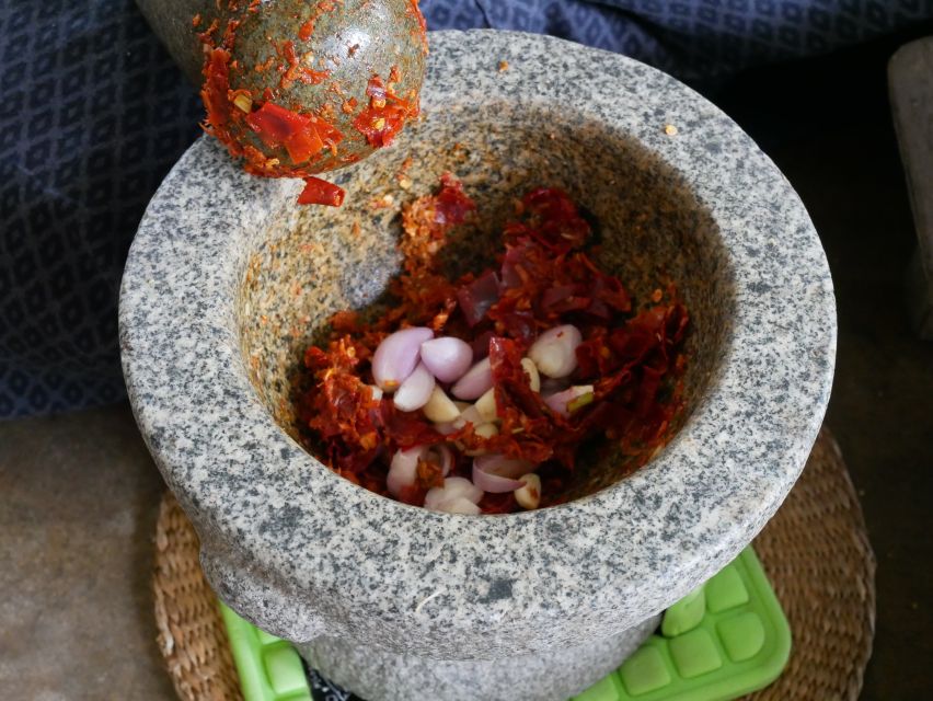 Bangkok: 2-Day Thai Cooking Class in a Teak House - Hands-on Curry Paste Making