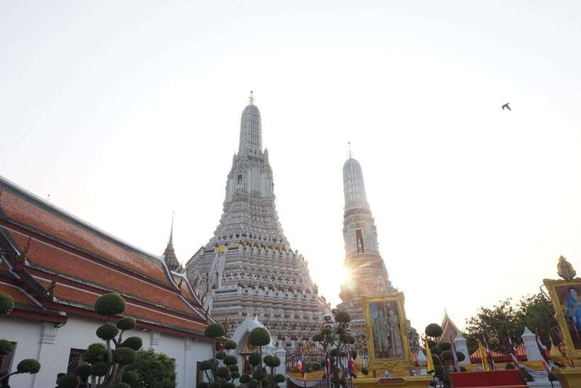 Bangkok 3-Major Royal Temples Walking Tour - Grand Palace