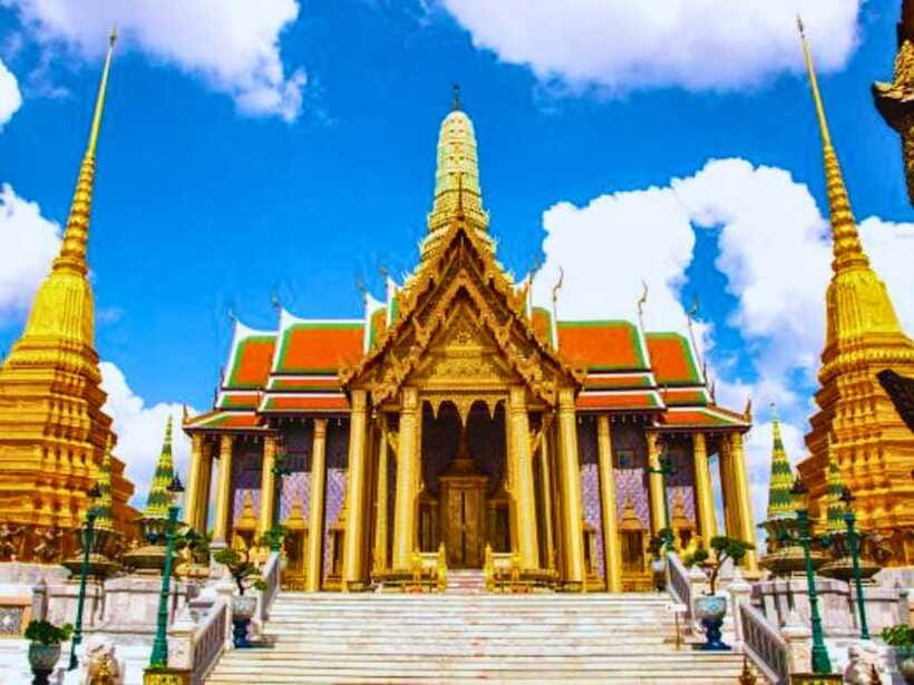 Bangkok: Ancient Temples and Khlong Lat Mayom Market Tour. - Key Points