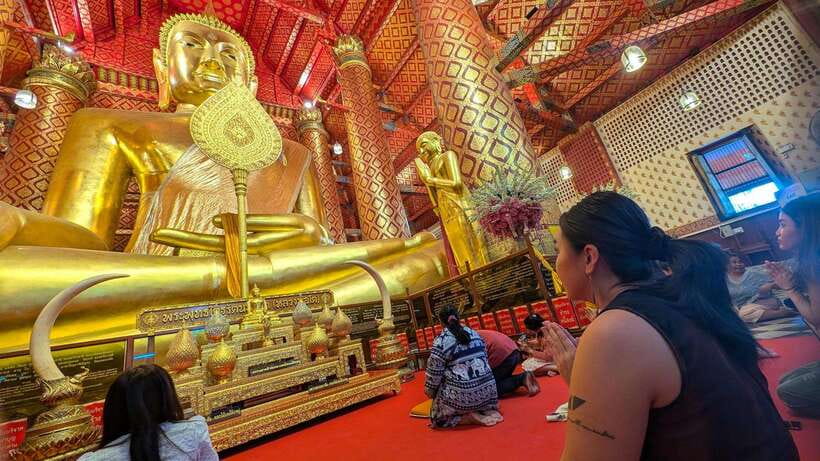 Bangkok: Ayutthaya Day Trip by Private Car With Boat Tour - Private Longtail Boat Tour