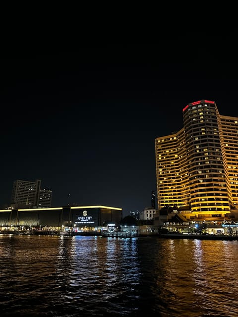 Bangkok: Chao Phraya River Cruise With Indian Buffet Dinner - Key Points