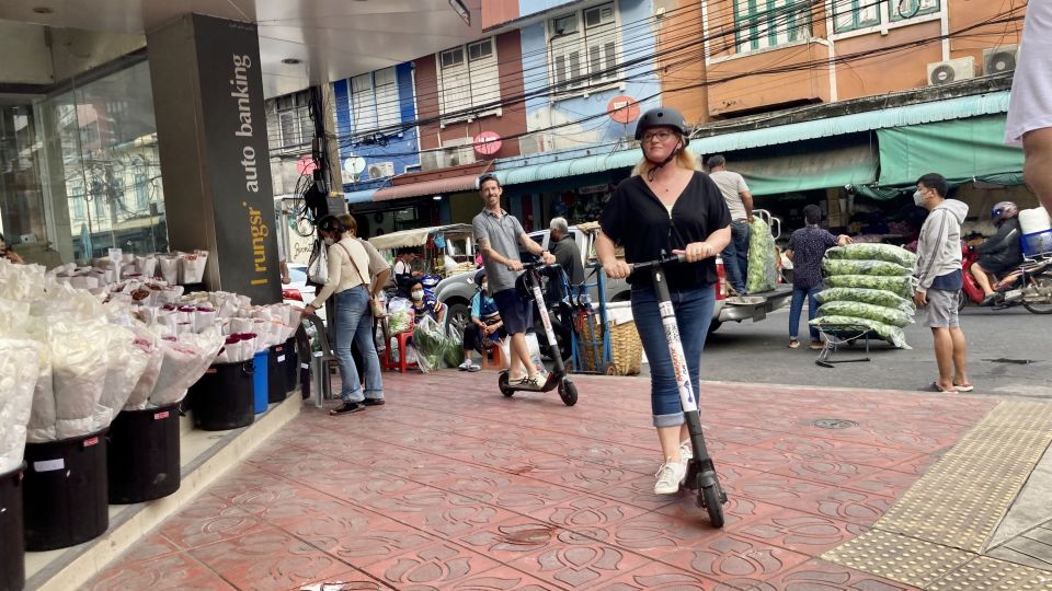 Bangkok: City Highlights Electric Scooter Tour - Key Points