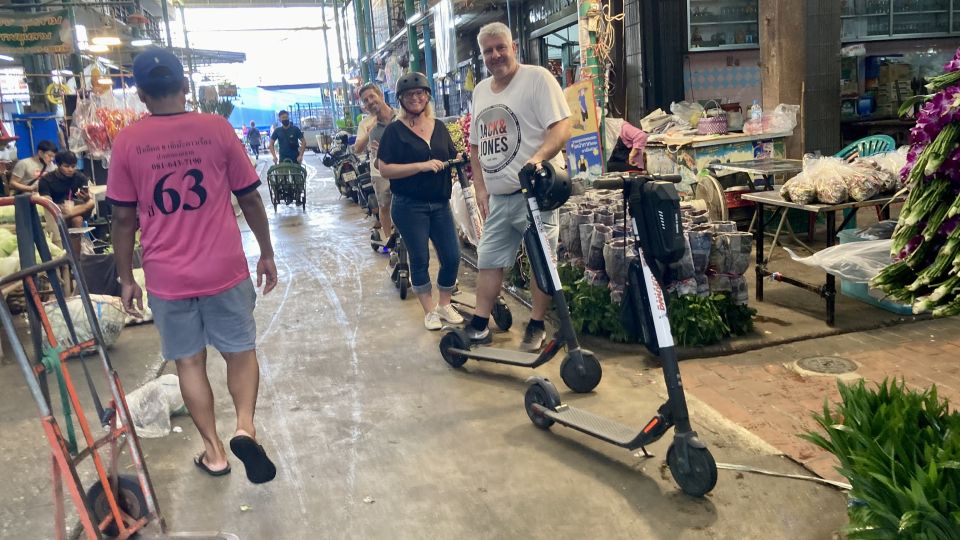 Bangkok: City Highlights Electric Scooter Tour - Highlights of the Tour