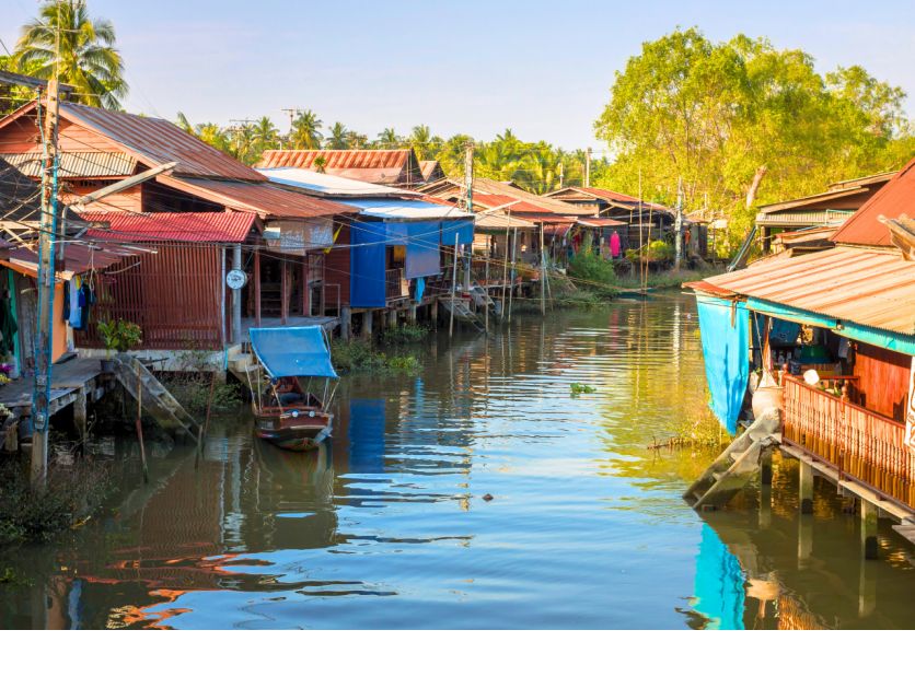 Bangkok: Damnoen Saduak Floating & Maeklong Railway Markets - Inclusions and Exclusions