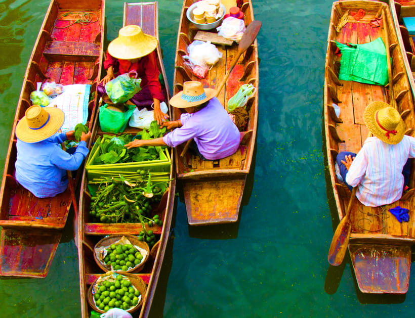 Bangkok: Damnoen Saduak Floating & Train Market Private Tour - Salt Lake De Maeklong Visit