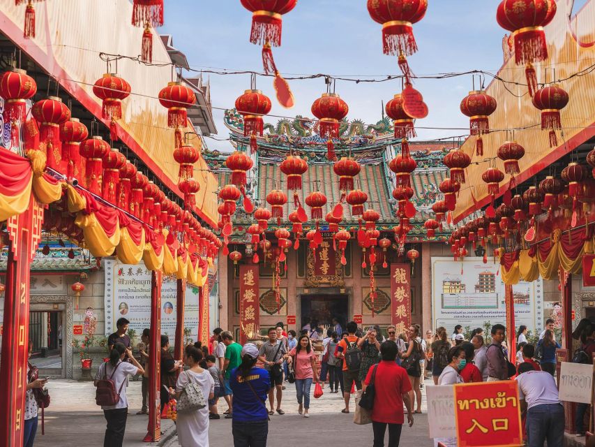 Bangkok: Discover a Taste of Chinatown – 2 Hr Walking Tour - Getting to Chinatown