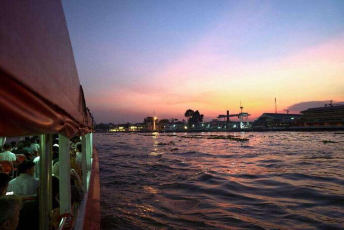 Bangkok Electric Tuk Tuk & Food Tour: Thonburi & Wang Lang - Discovering Wang Lang Market