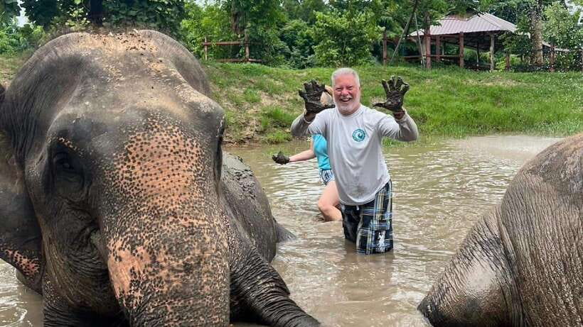 Bangkok: Elephants World & Erawan Waterfall in Kanchanaburi - Getting to the Pickup Location