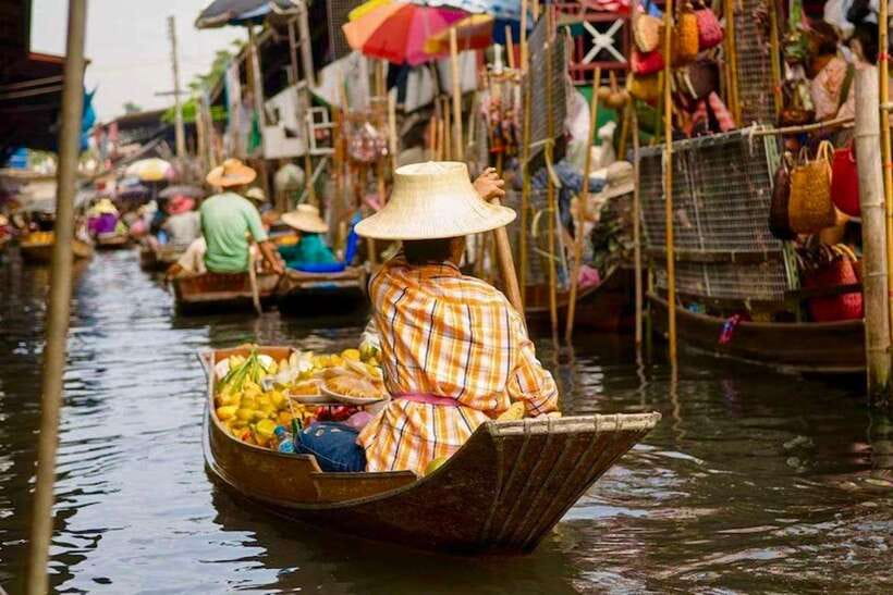 Bangkok: Floating & Maeklong Markets Tour by Private Charter - Optional Tour Guide