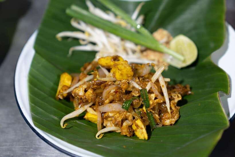 Bangkok: Flower Market and Food Night Tour by Tuk Tuk - Tour Overview and Pricing