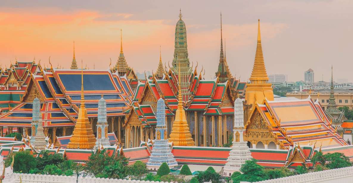 Bangkok: Grand Palace and Emerald Buddha Half-Day Tour - Discovering the Palaces Sections and Features
