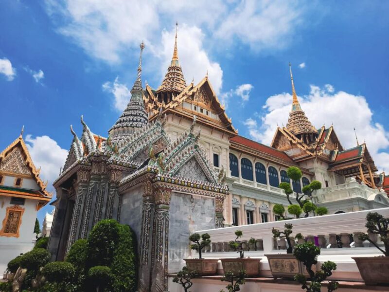 Bangkok: Grand Palace and Wat Phra Kaew Guided Walking Tour - Tour Highlights