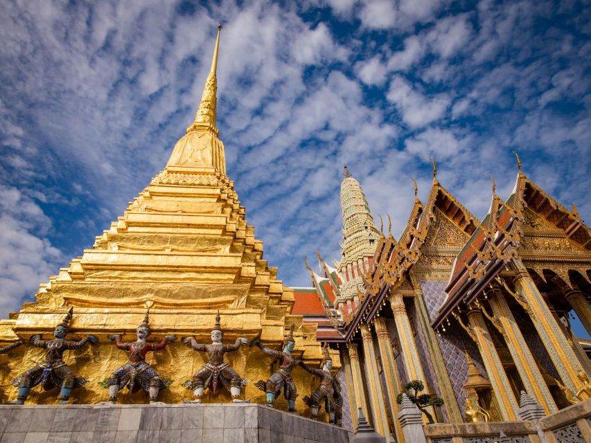 Bangkok: Grand Palace and Wat Phra Kaew Guided Walking Tour - Exploring the Grand Palace
