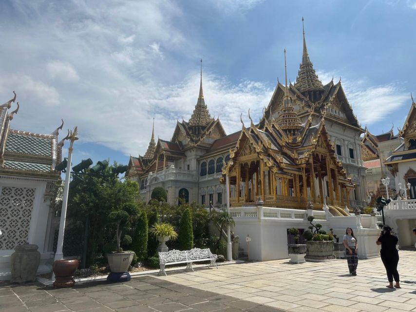 Bangkok: Grand Palace, Thai Dance & Fun Street Walk Private - Frequently Asked Questions