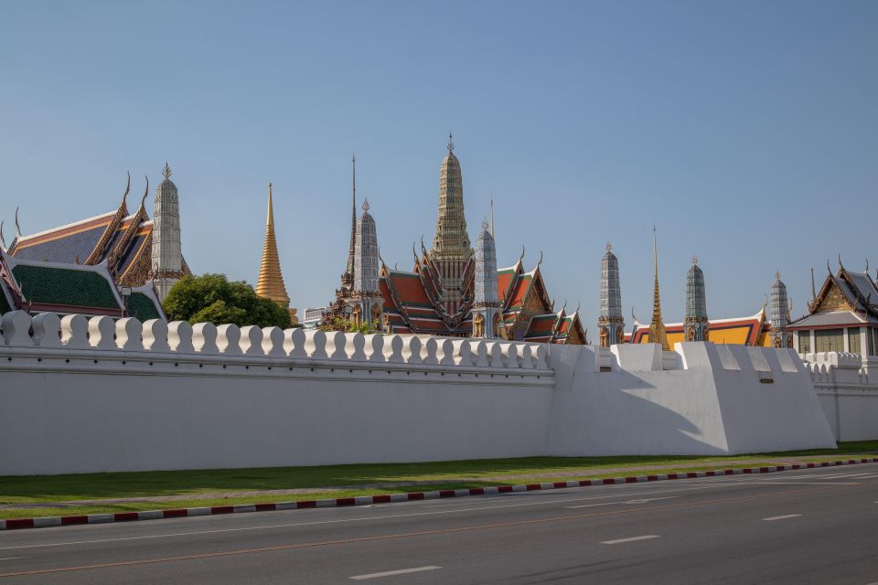 Bangkok: Grand Palace, Wat Pho, and Wat Arun - Crossing to Wat Arun