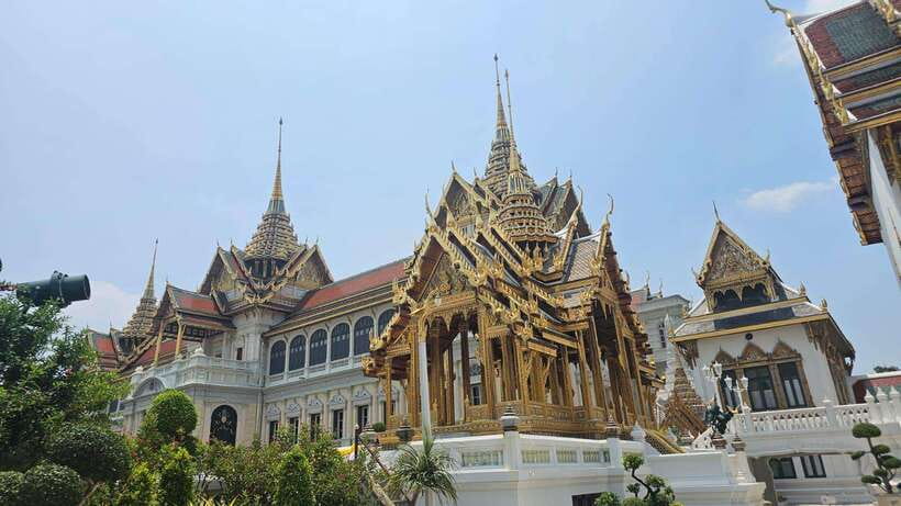 Bangkok: Grand Palace, Wat Pho & Long Tail Boat Tour - Key Points