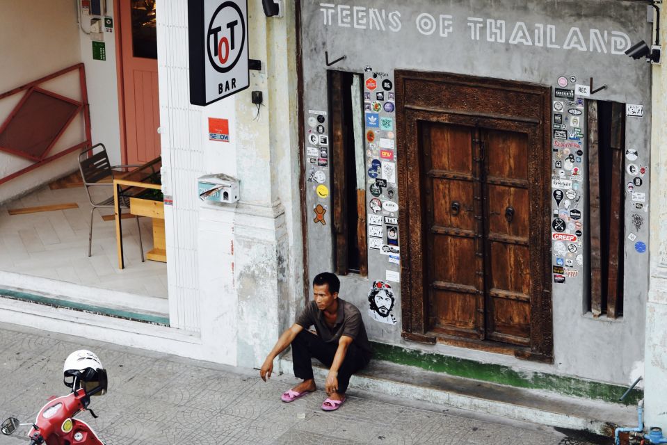 Bangkok: Guided Bar Hopping Night Tour With Private Option - Curated Bar Experiences