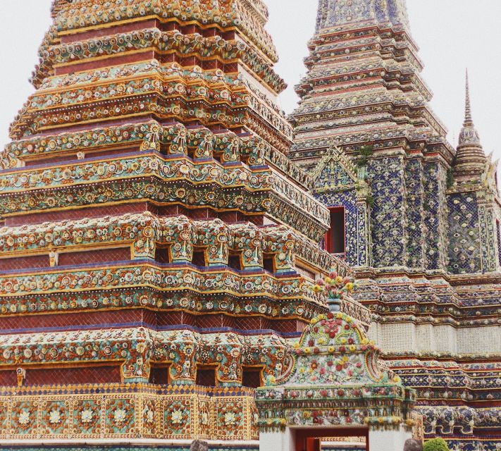 Bangkok: Half-Day Temple and Grand Palace Group Tour - Frequently Asked Questions